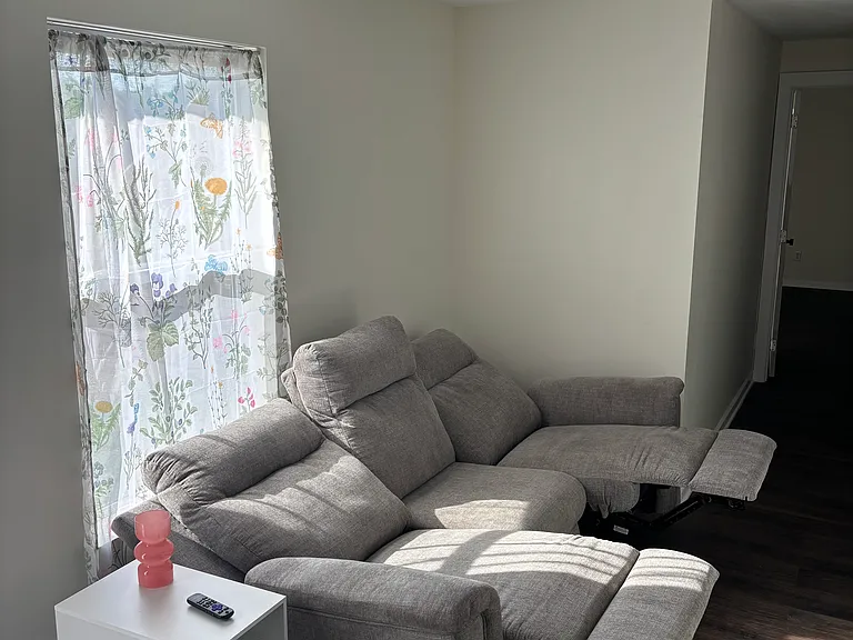 730 Chelsea Ct — Photo 4