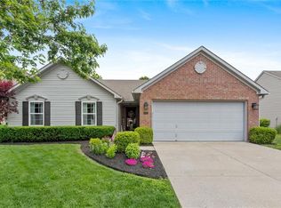 4076 S Meadow Wood Ct, New Palestine, IN