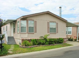 209 Calle De La Rosa, Camarillo, CA 93012