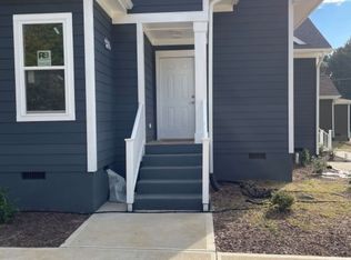 409 Sage Rd #B, Chapel Hill, NC 27514