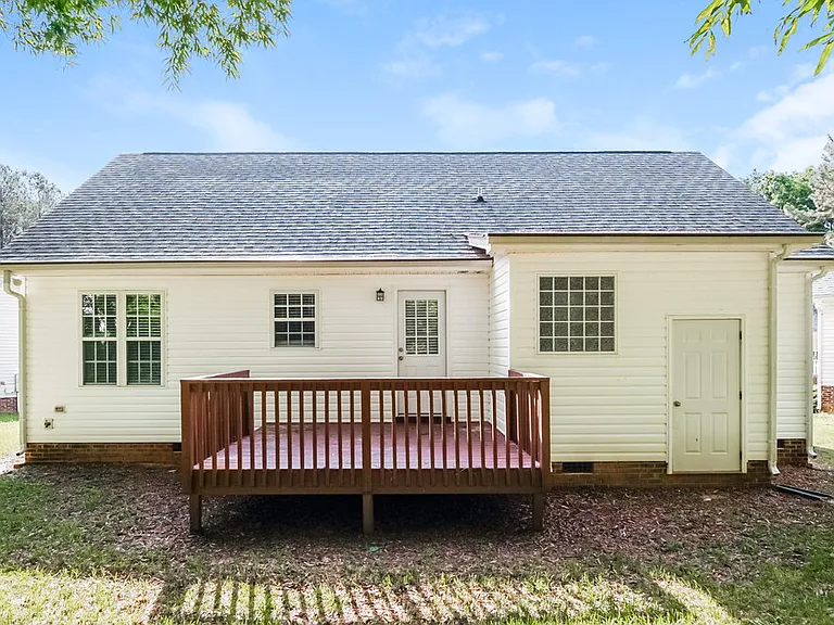 500 Jaffiley Ct — Photo 15