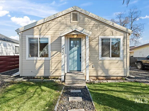 422 S Kansas Ave, Fruitland, ID 83619