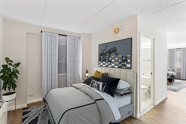 Rented by Compass | media 14