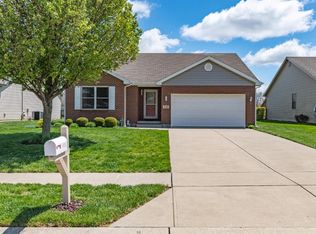 610 Meadowview Ct, Carlisle, OH 45005
