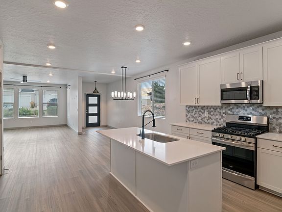 5th image of 2138 N Chianti St W #301