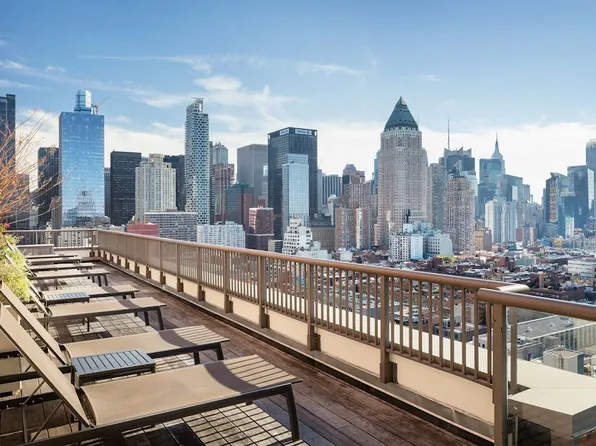 500 West 56th Street image 18 of 21