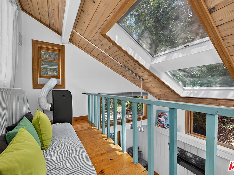 1738 Topanga Skyline Dr — Photo 56