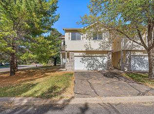 2750 Cutters Grove Cir, Anoka, MN 55303