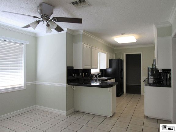 3rd image of 3104 W Deborah Dr #8-A