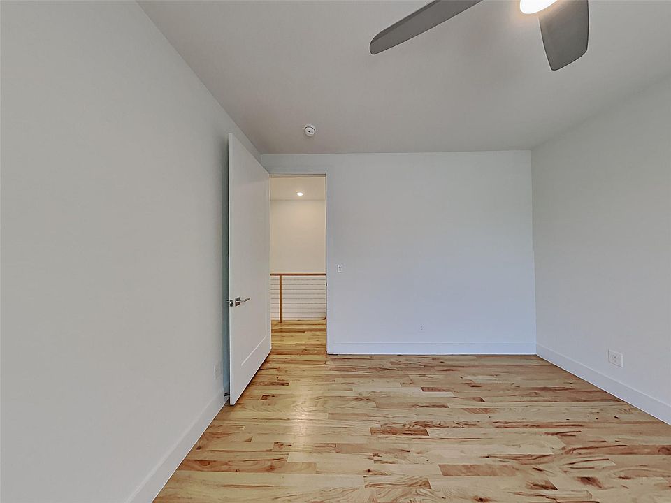 1st image of 2343 Vagas St