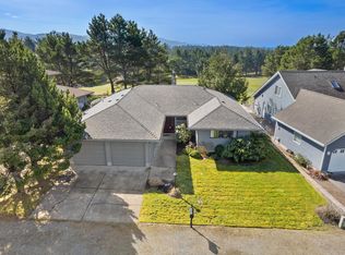 596 Ridge Rd, Manzanita, OR 97130