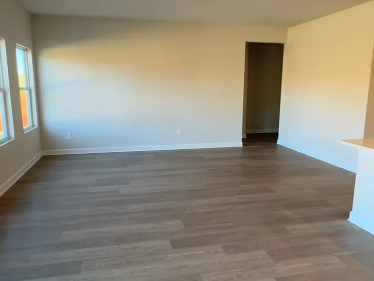 147 Lavinia Cir — Photo 4
