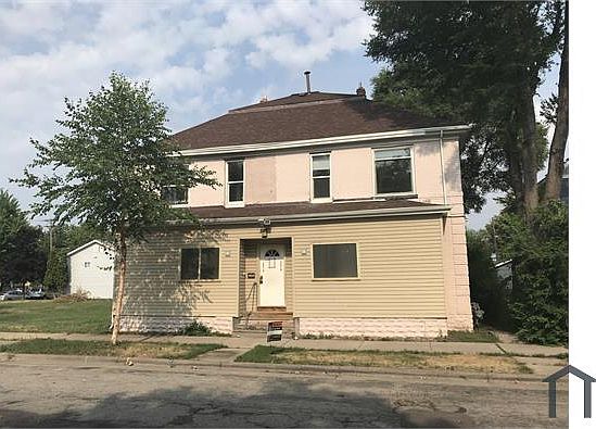 1st image of 2318 4th St N #4