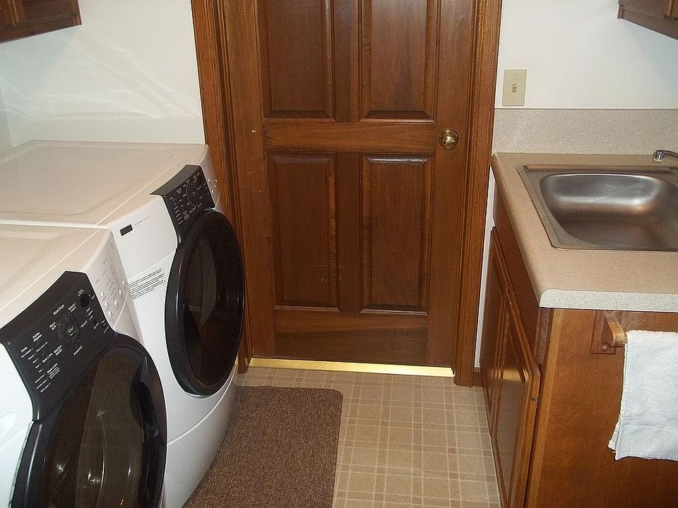 1st image of 127 Tanglewood Dr