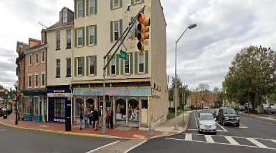 1st image of 90-92 High St #D