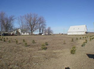 10516 Montague Rd W, Leaf River, IL 61047