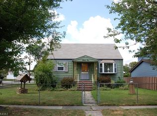 31 Long Valley Rd, Lodi, NJ 07644