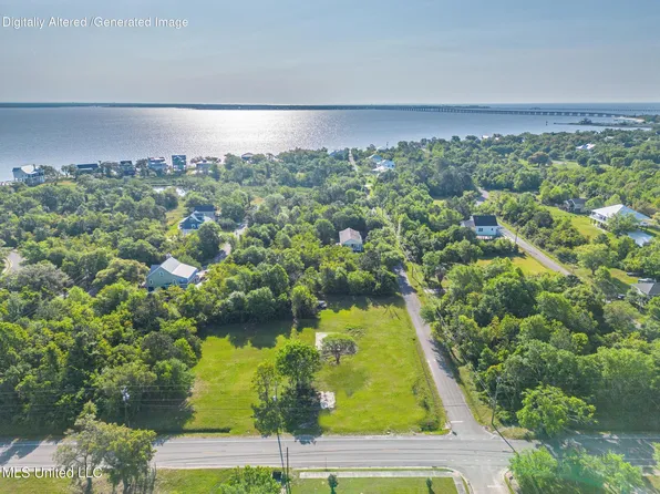 1403 Dunbar Ave, Bay Saint Louis, MS 39520