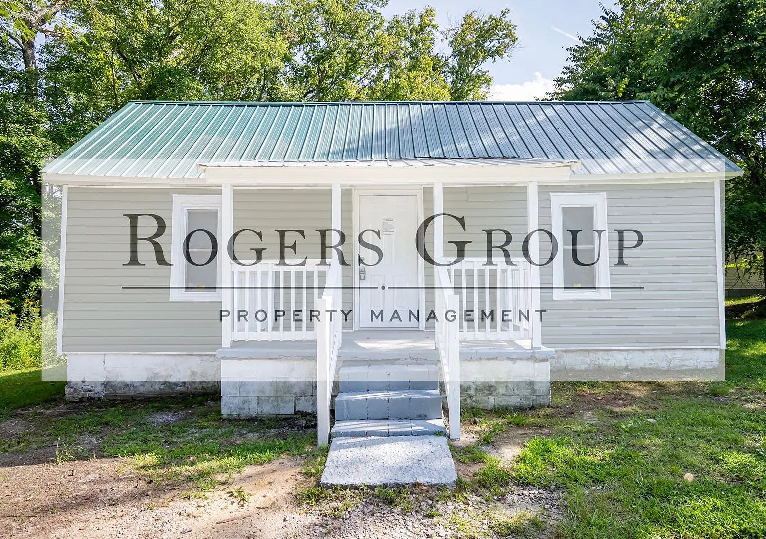 2 bed, 1.0 bath, $895 — Photo 1