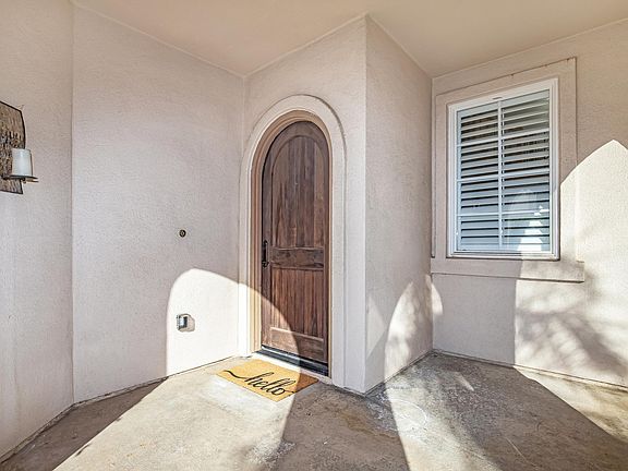 3rd image of 28340 Berylwood Pl