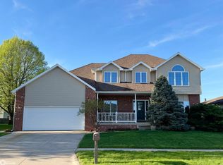 2309 N 7th Avenue Pl E, Newton, IA 50208