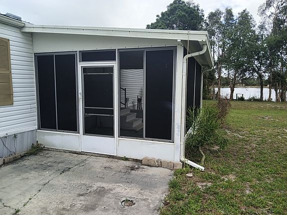 3rd image of 213 Exuma Dr