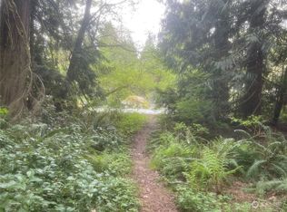 20114 Crystal Springs Dr, Granite Falls, WA