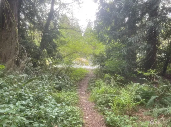 20114 Crystal Springs Drive, Granite Falls, WA 98252