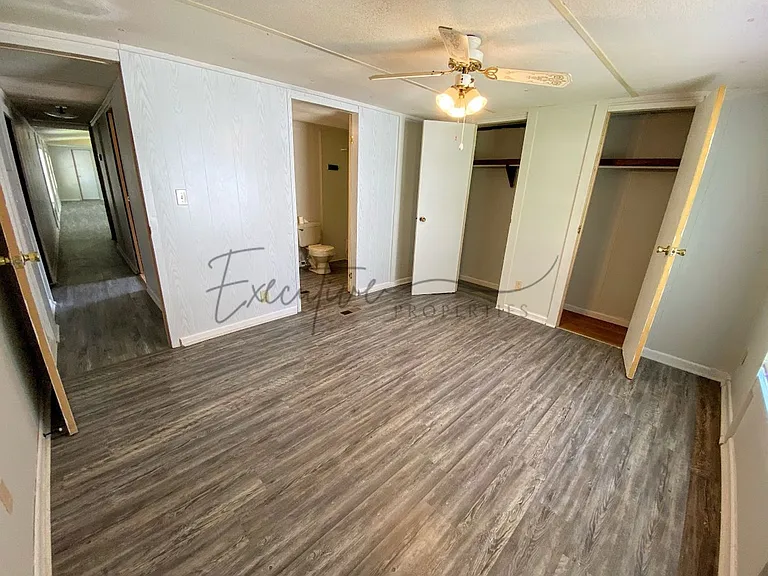 307 N Kinney Ave — Photo 13