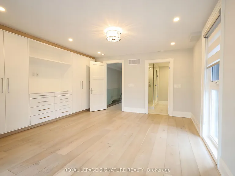 3062 Bayview Ave — Photo 16