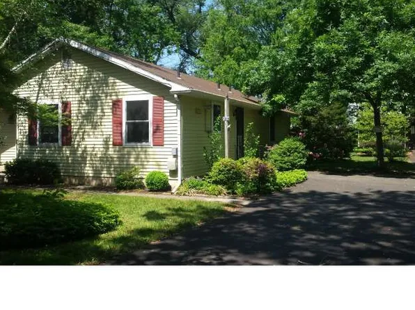 7215 Riverview Ave, Bristol, PA 19007