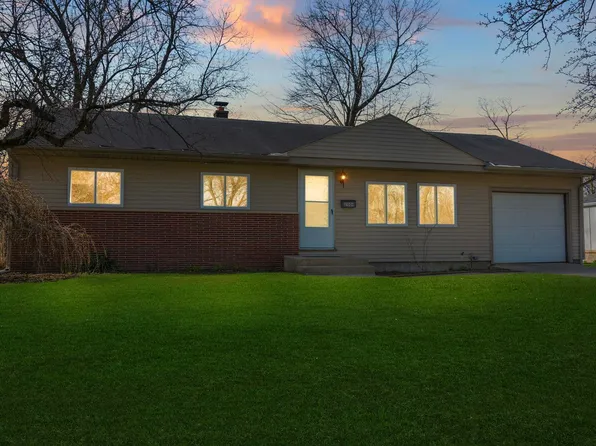 2904 Schaper Dr, Fort Wayne, IN 46806