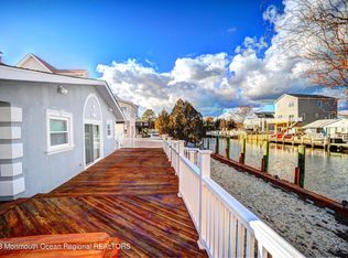 39 Sunrise Way, Toms River, NJ 08753