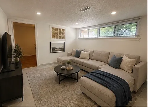 1043 Orchard Rd Photo 1