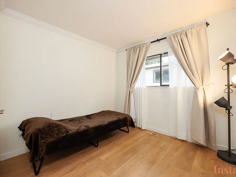 1115 Palmerston Ave — Photo 12