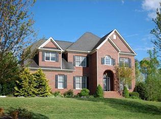 1605 Olmsted Dr, Asheville, NC 28803