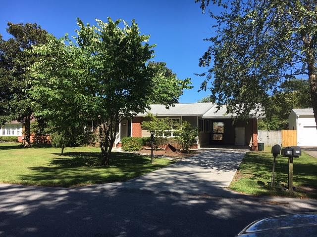 1st image of 211 Virginia Ave