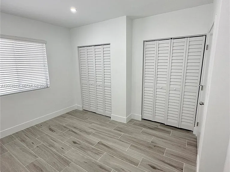 551 SW 57th Ave #1 — Photo 21