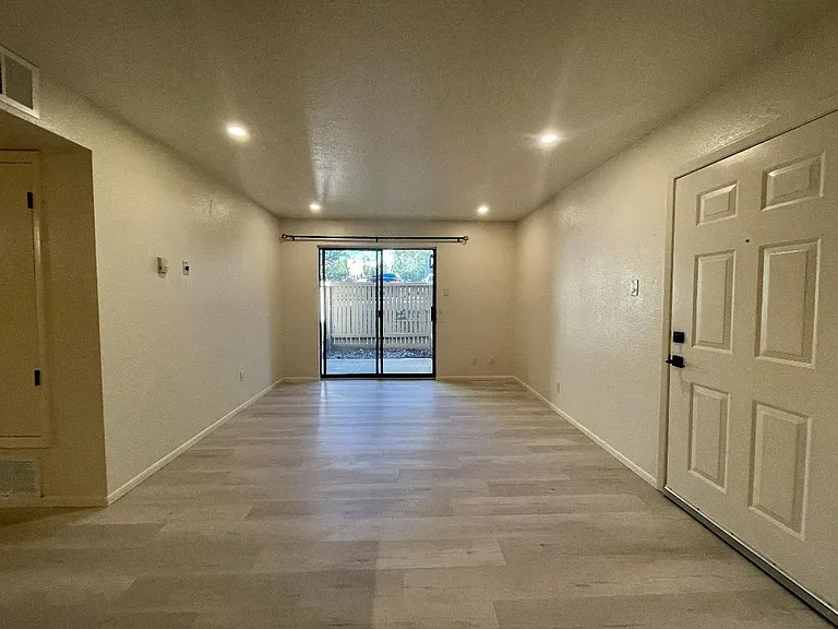 941 Calle Mejia #1302 — Photo 3