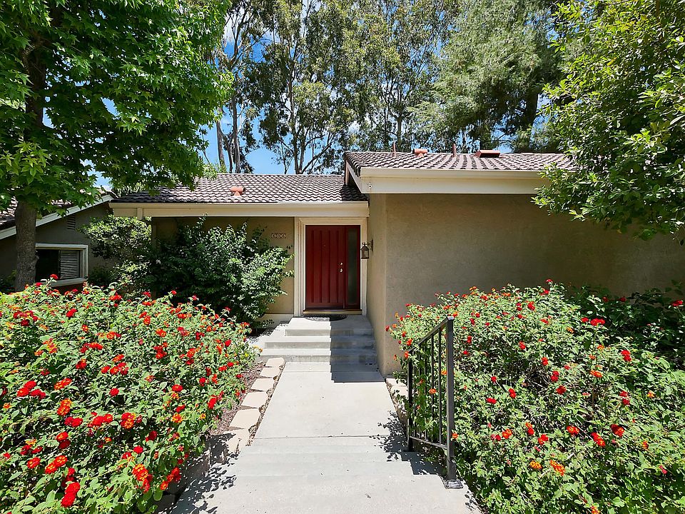 1st image of 606 Calle Mirador