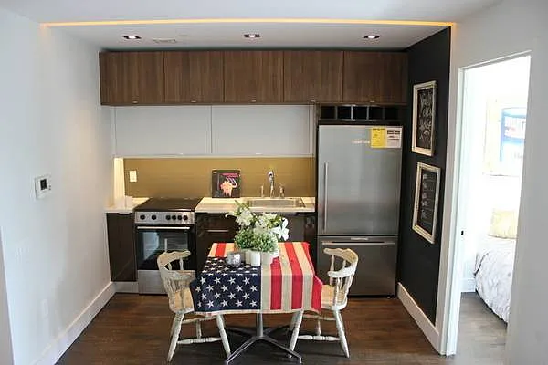 Rented by Full Time Management | media 25