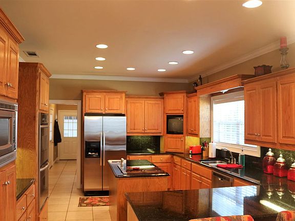 5th image of 7217 N Richland Dr