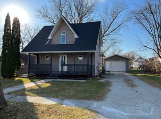 408 Center Ave, Spring Valley, MN 55975