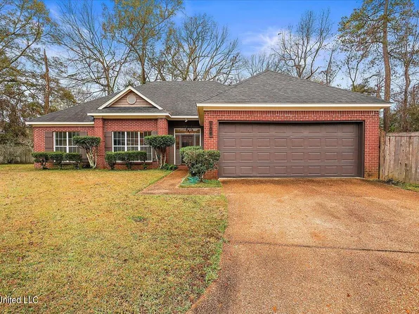 106 Dover Ct, Clinton, MS 39056