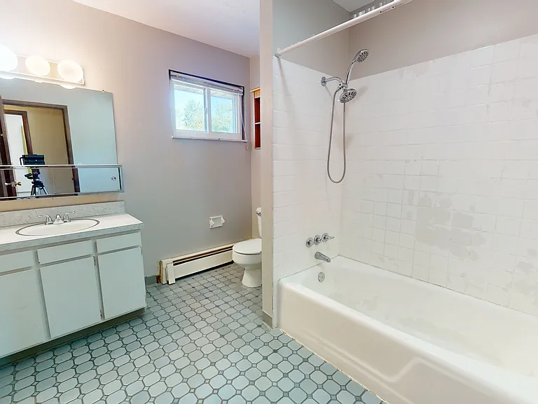 upstairs bathroom