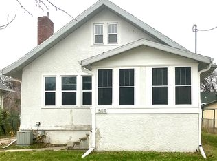 1504 5th Ave S, Fargo, ND 58103
