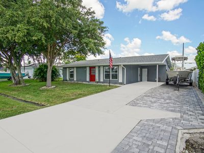 685 SE Chapman Avenue, Port Saint Lucie, FL, 34984