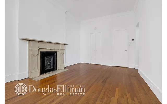 Rented by Douglas Elliman | media 10