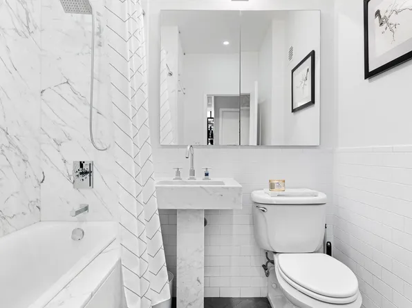3 Hanover Square 13F image 8 of 8