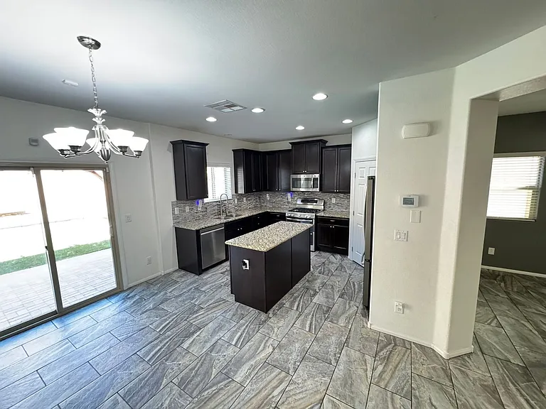 8123 Mosaic Sunrise Ln — Photo 1